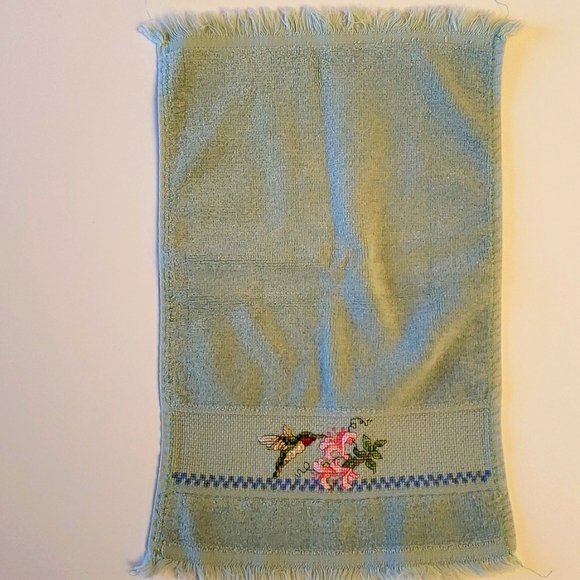 Hand Embroidered Tea Towels, set of 16 holiday/seasonal - Picture 3 of 16